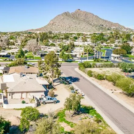 Image 8 - 6811 East Paradise Parkway, Scottsdale, AZ 85251, USA - House for sale