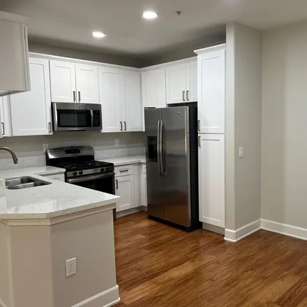 Rent this 1 bed apartment on South Fuller Avenue in Los Angeles, CA 90036