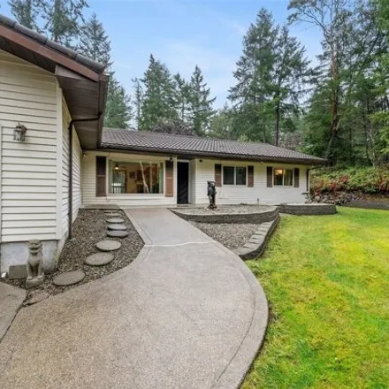 Image 4 - 4611 Southwest Lake Flora Road, Kitsap County, WA 98367, USA - House for sale