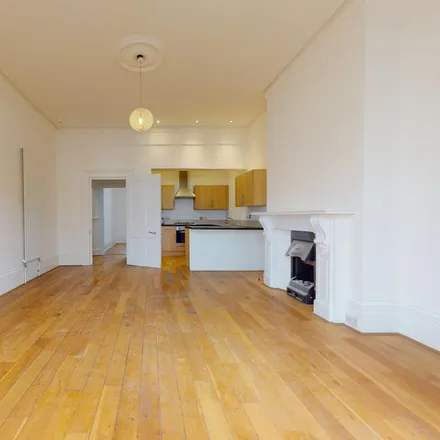 Rent this 2 bed apartment on Holland Road (Zone M) in Holland Road, Brighton