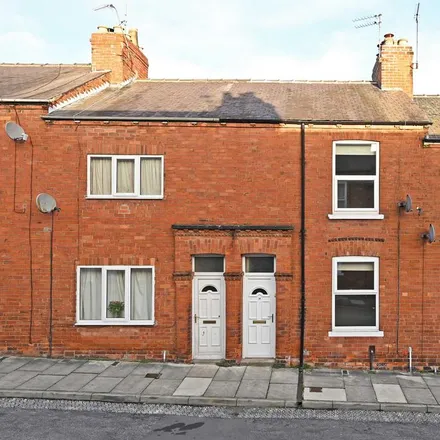 Rent this 2 bed townhouse on Amberley Street in York, YO26 4SB