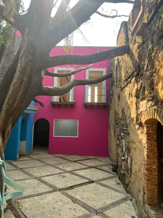Buy this 15 bed house on Avenida Emiliano Zapata in Xicapan, 62220 Ocotepec