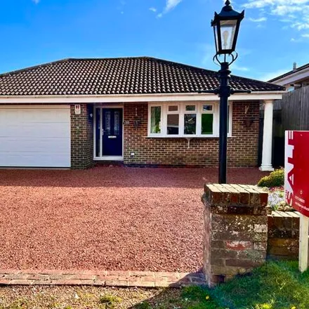 Buy this 4 bed house on Tor Road West in Peacehaven, BN10 7SU