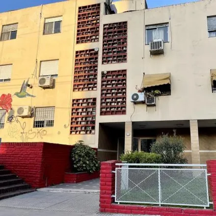 Buy this 2 bed apartment on Avenida Hipólito Yrigoyen 6052 in 1826 Partido de Lanús, Argentina