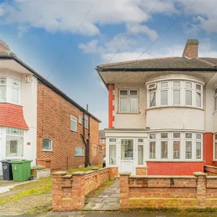 Buy this 3 bed duplex on 28 Salters Road in London, E17 3PQ