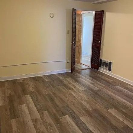Rent this 1 bed apartment on 3929 Hill Avenue in New York, NY 10466