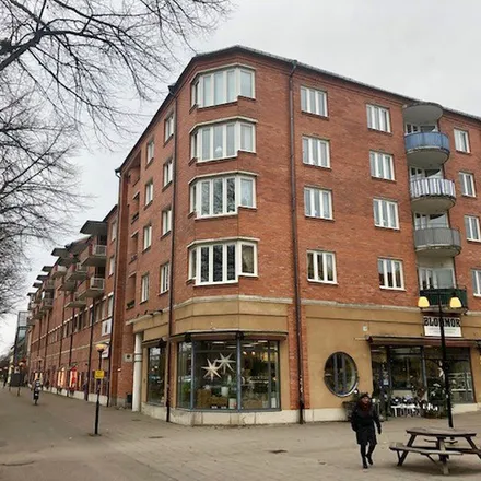 Rent this 2 bed apartment on Södra allén 44 in 694 30 Hallsberg, Sweden