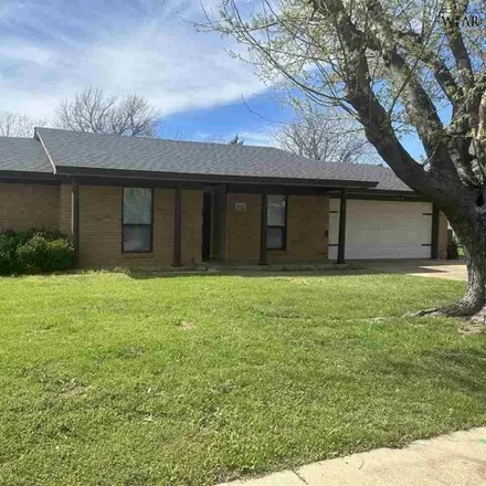 Rent this 3 bed house on 2902 McNiel Avenue in Wichita Falls, TX 76309