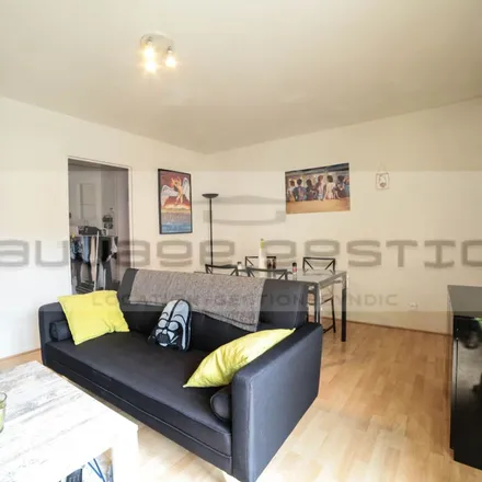 Rent this 3 bed apartment on 91 Rue aux Ours in 76000 Rouen, France
