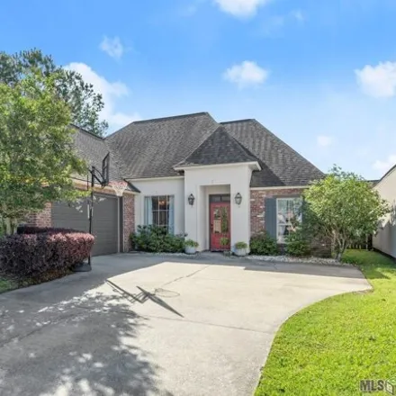 Buy this 3 bed house on 10686 Hillrose Avenue in East Baton Rouge Parish, LA 70810