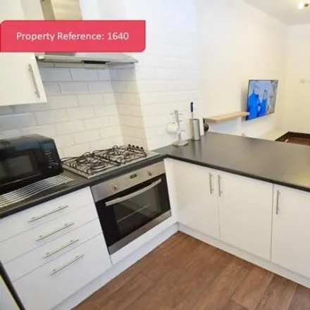 Rent this 5 bed house on The Villas in Stoke, ST4 5AE
