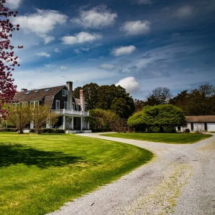 Rent this 6 bed house on 357 Further Lane in East Hampton, East Hampton North