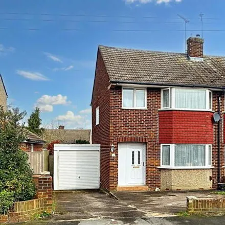 Buy this 3 bed house on Lime Walk in Chelmsford, CM2 9NH