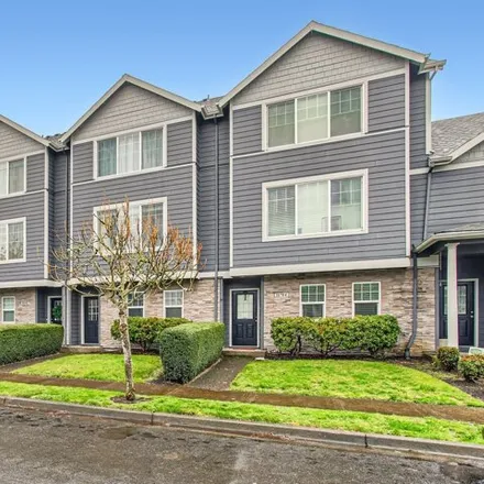Buy this 3 bed house on 18690 Southwest 92nd Terrace in Tualatin, OR 97062