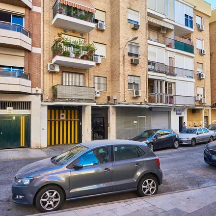 Image 1 - Calle Campoamor, 1, 41010 Seville, Spain - Apartment for rent