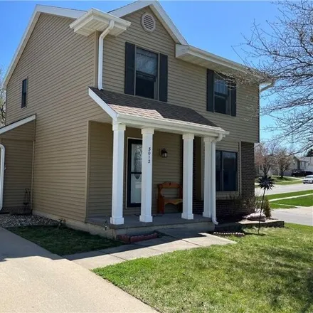 Buy this 3 bed house on 1400 Rolling Meadows Road in Marshalltown, IA 50158