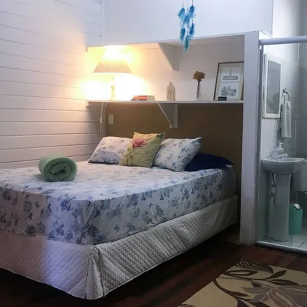 Rent this 4 bed house on Costeira do Pirajubaé in Florianópolis, Santa Catarina