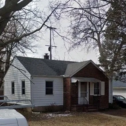 Buy this 3 bed house on 2030 Tuscola Avenue in Flint, MI 48503