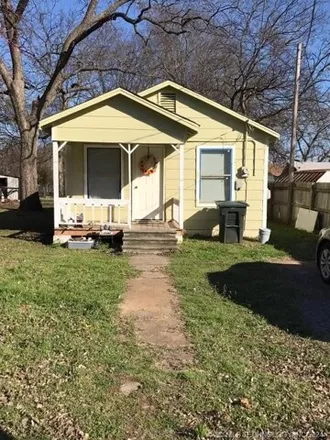 Buy this 1 bed house on 666 West Alabama Street in Durant, OK 74701