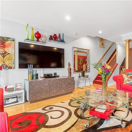 Image 7 - 439 Surf Avenue, New York, NY 10307, USA - Condo for sale