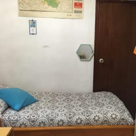 Rent this 4 bed room on Madrid in Caperucita, Calle Isla de Nelson