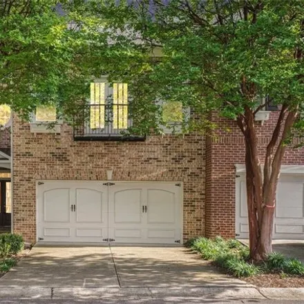 Image 1 - 3107 Village Green Drive, Roswell, GA 30075, USA - Townhouse for sale