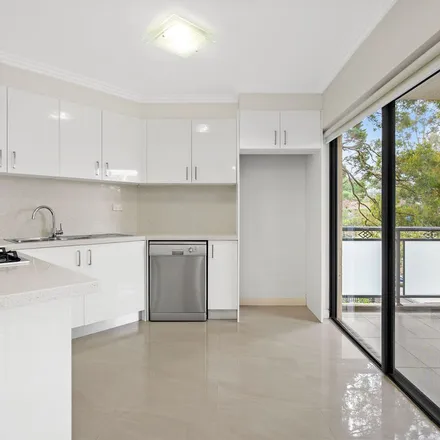 Image 3 - 9 Bellbrook Avenue, Sydney NSW 2077, Australia - Apartment for rent