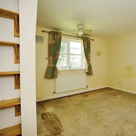 Image 9 - Thornsett Road, Sheffield, S7 1NB, United Kingdom - Apartment for sale