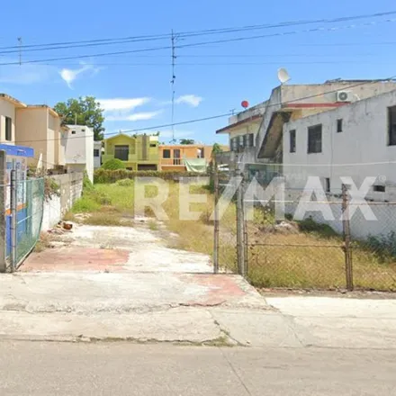 Buy this studio apartment on Avenida Licenciado Emilio Portes Gil in 89080 Tampico, TAM