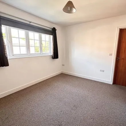 Rent this 2 bed apartment on Porters Field in Braintree, CM7 1FE