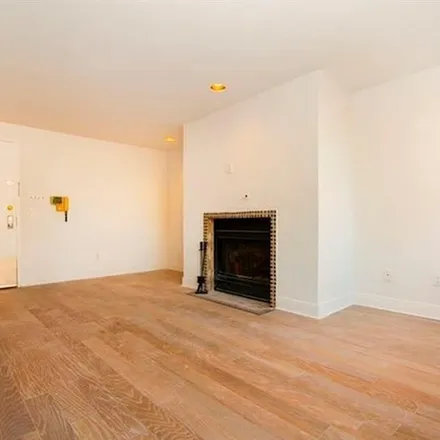 Image 2 - 300 EAST 90TH STREET 9B in New York - Apartment for sale