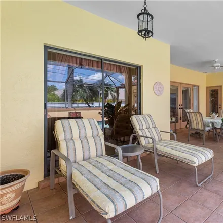 Image 6 - 619 Southeast 18th Terrace, Cape Coral, FL 33990, USA - House for sale