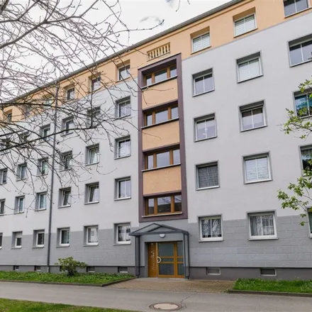 Rent this 3 bed apartment on Goethestraße 11 in 09119 Chemnitz, Germany