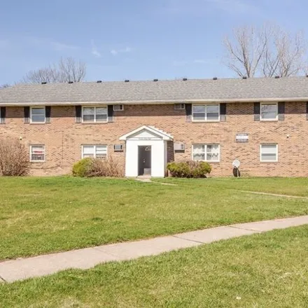 Rent this 2 bed house on 1324 Brooke Park Drive in Hopewell Heights, Toledo