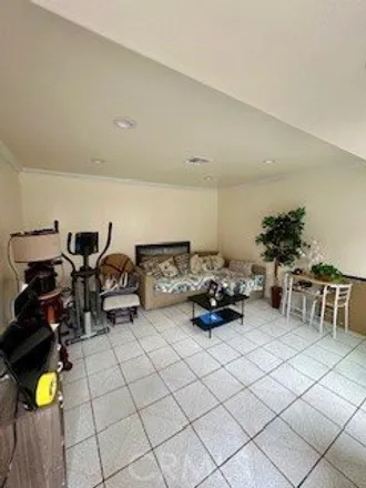 Image 3 - 824 West 131st Street, Compton, CA 90222, USA - House for sale