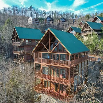 Buy this 6 bed loft on 4698 Nottingham Heights Way in Sevier County, TN 37863