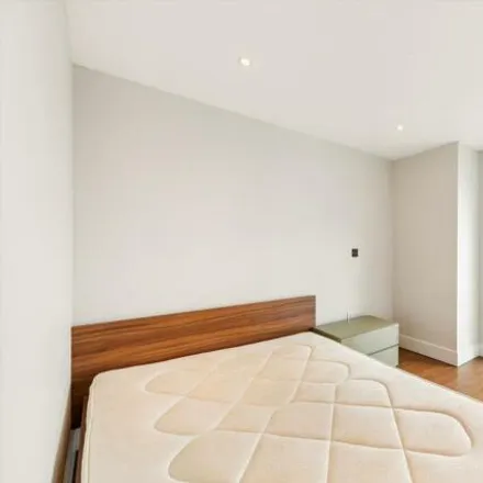 Image 5 - Crawford Building, London, London, E1 - Apartment for sale
