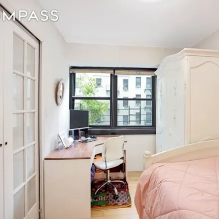 Image 6 - 235 East 87th Street, New York, NY 10128, USA - Apartment for sale