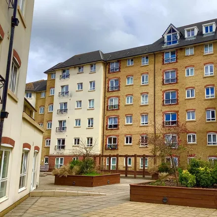 Rent this 2 bed apartment on Broad Street in Northampton, NN1 2HH