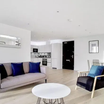 Image 4 - Bromyard House, Bromyard Avenue, London, W3 7BS, United Kingdom - Apartment for rent
