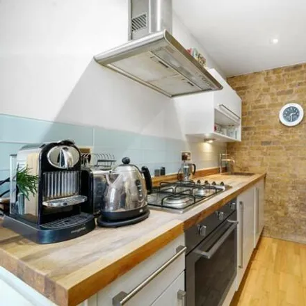 Buy this 1 bed apartment on Chandlery House in 40 Gower's Walk, London