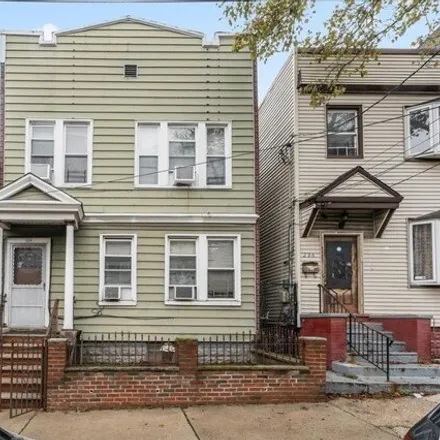 Buy this 8 bed house on 236 Linden Avenue in Greenville, Jersey City