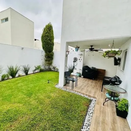 Buy this 4 bed house on Colegio Cambridge de Monterrey in Cerrada de Aranjuez, Cerradas de Cumbres