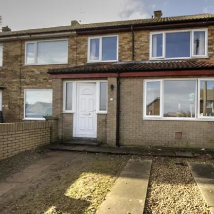 Buy this 3 bed house on Anderson Crescent in Amble, NE65 0QN