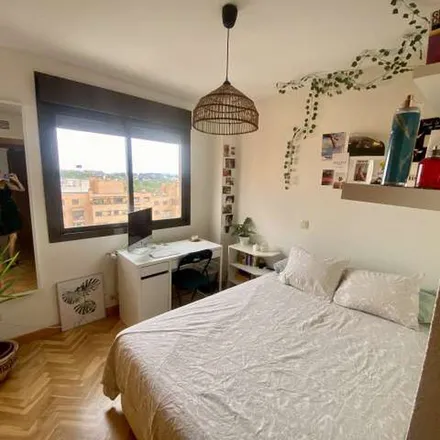 Rent this 1 bed apartment on Banco Sabadell in Avenida de Montecarmelo, 28034 Madrid