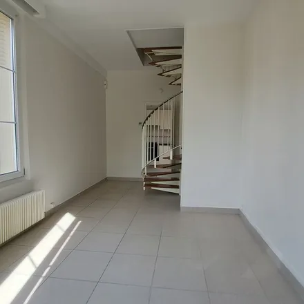 Rent this 3 bed apartment on 4 bis Allée Ledru Rollin in 93320 Les Pavillons-sous-Bois, France