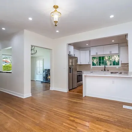 Rent this 3 bed apartment on 186 South Wetherly Drive in Beverly Hills, CA 90211