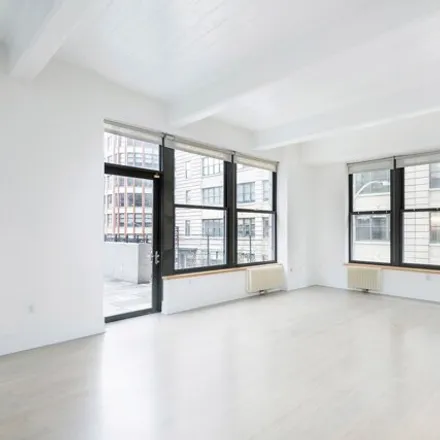 Image 4 - DUMBO Historic District, Pearl Street, New York, NY 11201, USA - Condo for rent