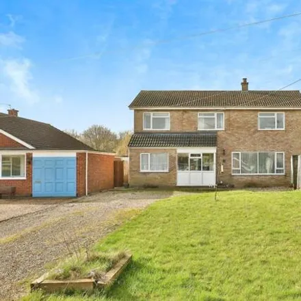 Buy this 5 bed house on Hipkin's Farm in Thunderbrook, Church Road