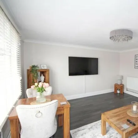 Image 5 - Wortham Place, Haverhill, CB9 0HP, United Kingdom - House for sale